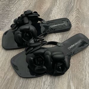 Never worn Jeffrey Campbell sandals